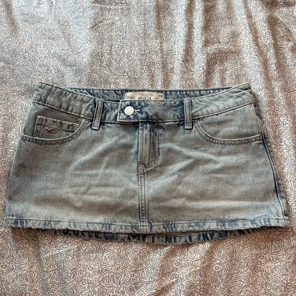 Hollister Faded Blue Denim Mini Skirt - Picture 1 of 4